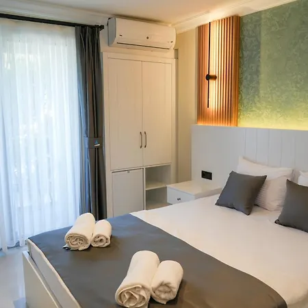 Akpinar Marin Hotel Çeşme